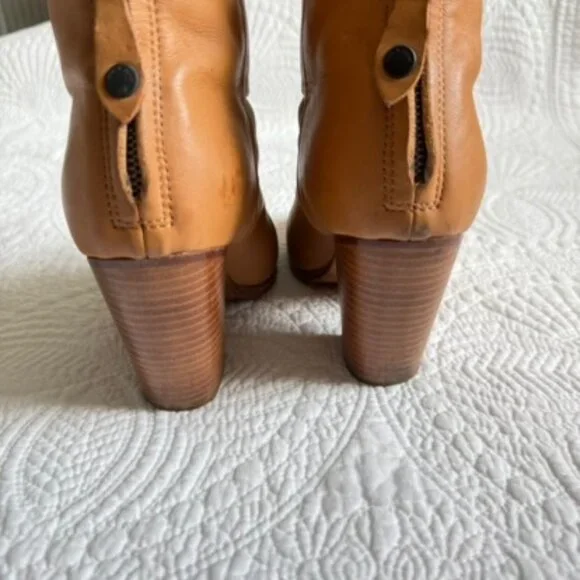 Rag & Bone Newbury Tan Leather Booties 3.5” Heel Classic Ankle Boots - Picture 6 of 8
